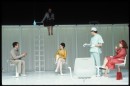 "Nouvelles du Plateau S（『S高原から』）"作：平田オリザ 演出：ロラン・グットマン 2003.3 Theatre National de Strasbourg/フランス・ストラスブール ©Eliasbeth Carecchio